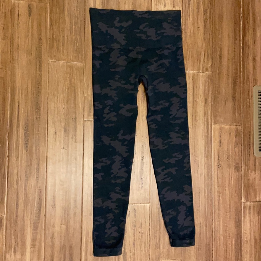 Spanx Camo Legging